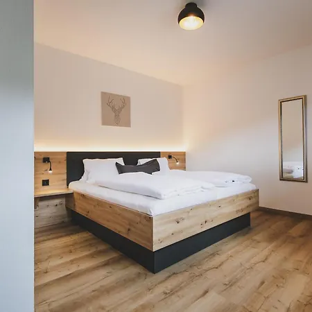 Apartpension Oberhauser קפרון
