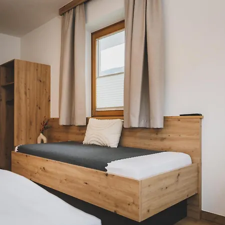 Apartpension Oberhauser דירה *